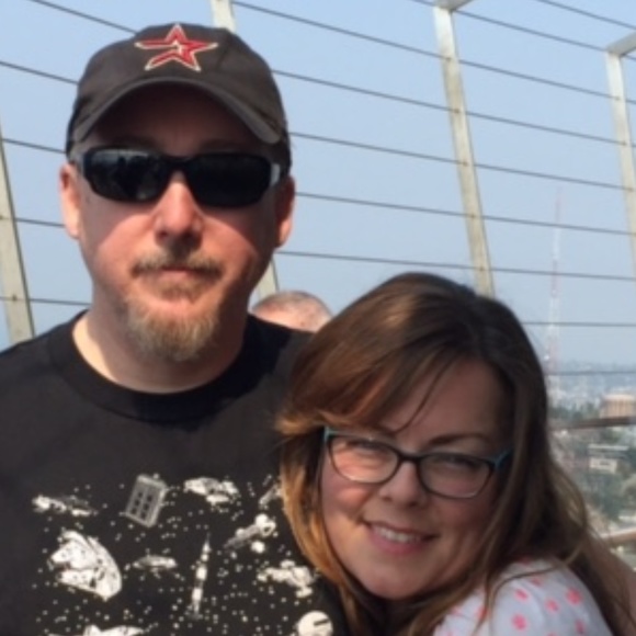 Meet your Posher, Jj - Picture 3 of 3